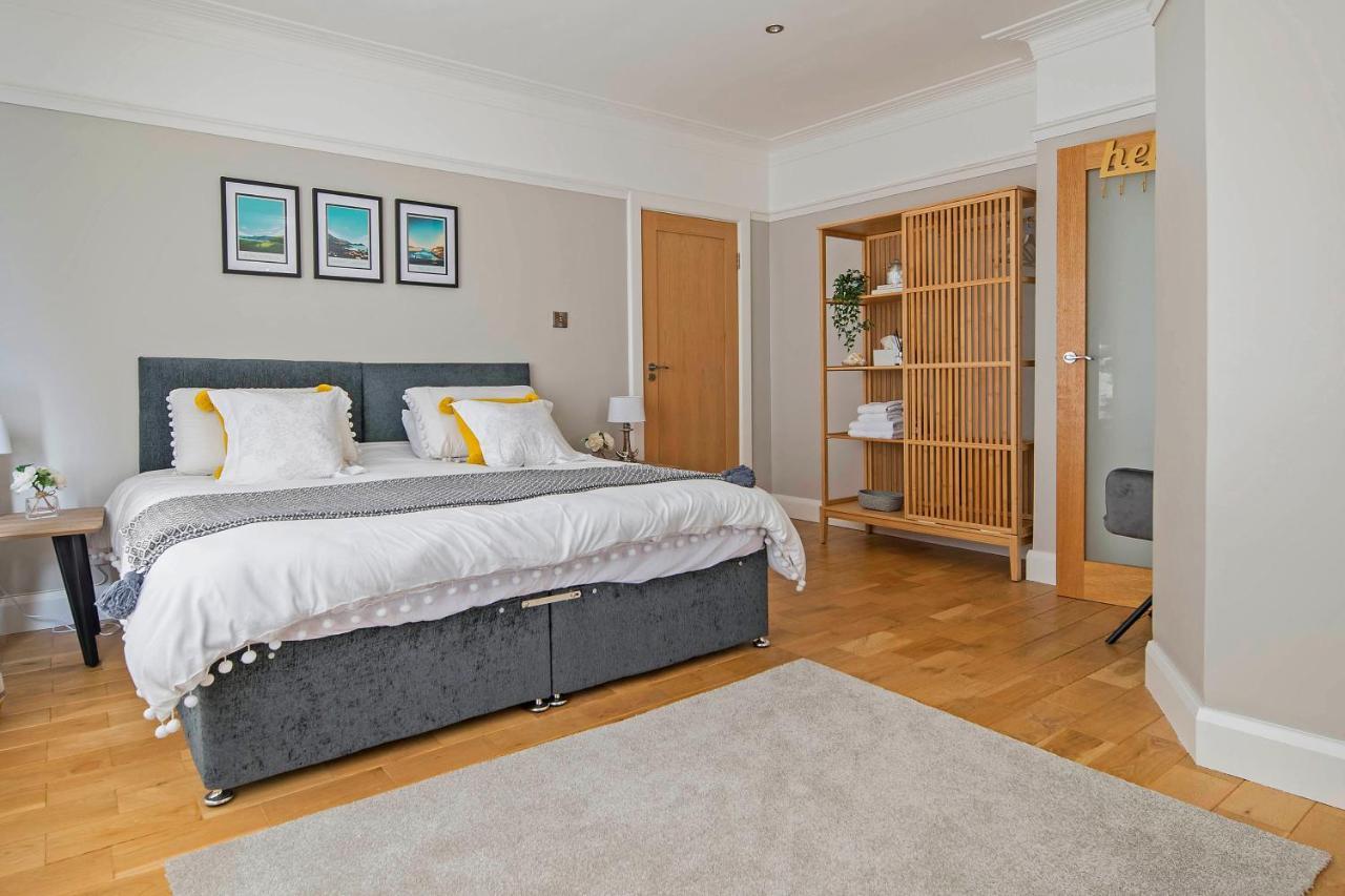 Larkhill House Hotel พอร์ตรัช ภายนอก รูปภาพ