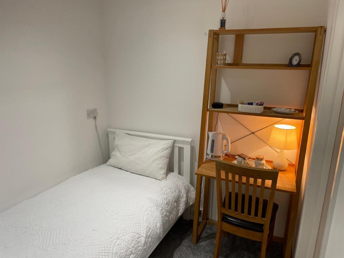 Larkhill House Hotel พอร์ตรัช ภายนอก รูปภาพ