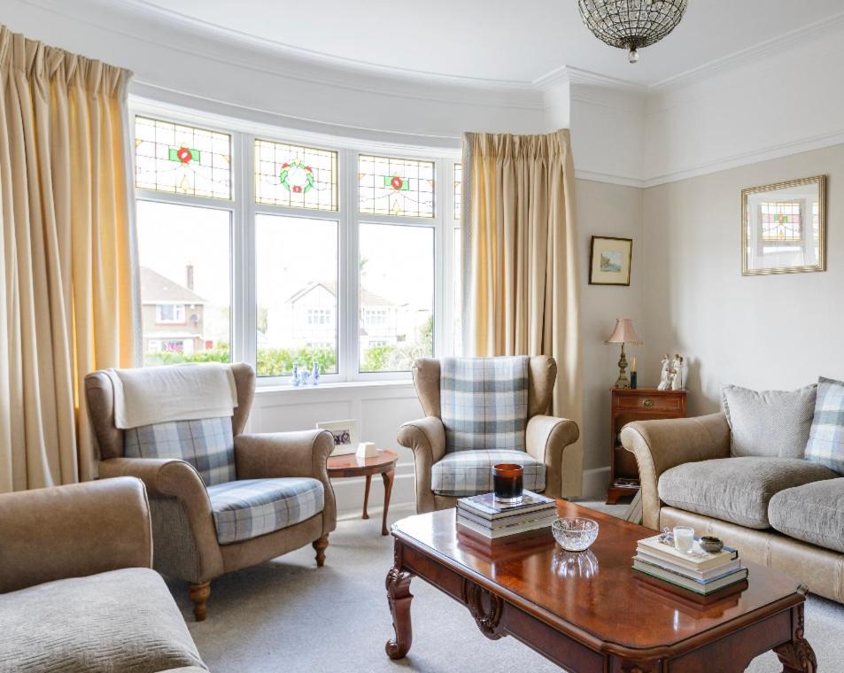 Larkhill House Hotel พอร์ตรัช ภายนอก รูปภาพ